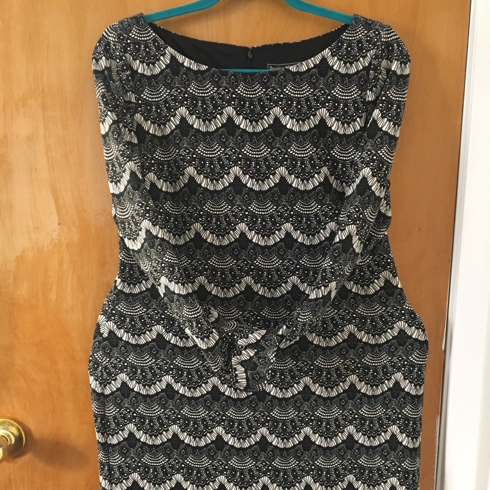 Jessica Howard Size 12P faux lace sheath dress